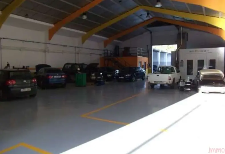 Nave Industrial 600m2 Maquinaria Incluida Vitoria-Gasteiz