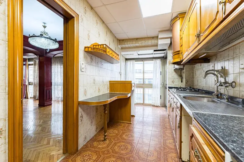 Piso en venta en Murcia Gran Vía para reformar 165m2