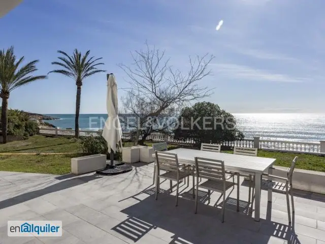 Alquiler Casa Amueblada 5 Dormitorios Playa