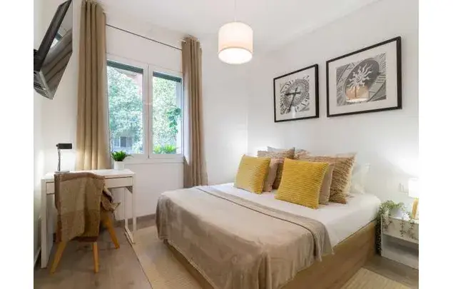 Alquiler Habitacion 80m	² Barcelona Piso Amueblado