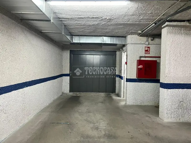 Plaza de Garaje en Venta en Paterna 11m2