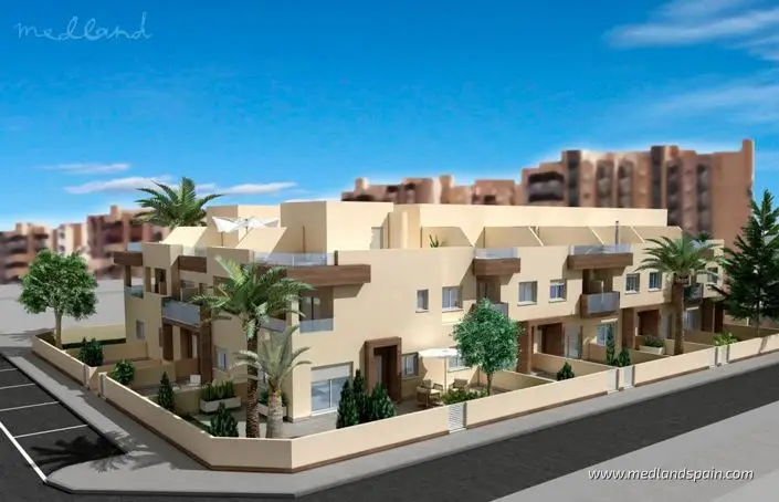 2 Bed Townhouse for sale