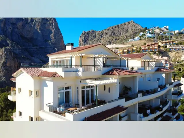 Piso de 2 Dormitorios en venta Altea, España