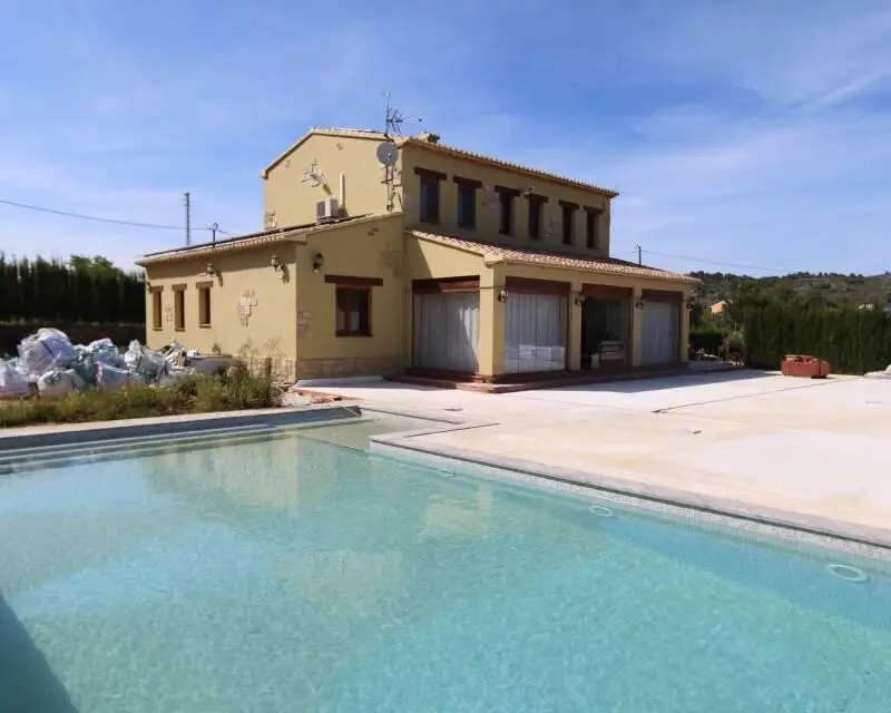 Villa de 5 Cuartos en Benissa