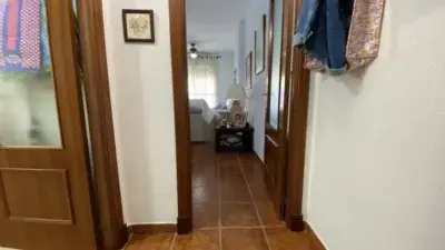 Piso en Venta La Laguna con Piscina y Garaje