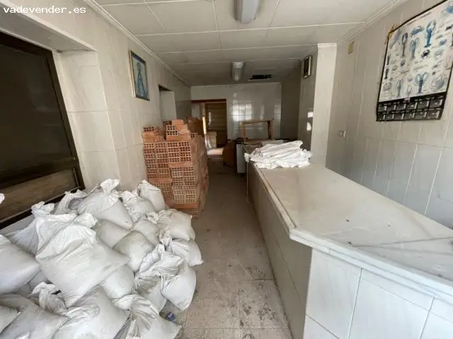 Casa céntrica en Liria 136m²  Tres plantas Reforma Necesaria
