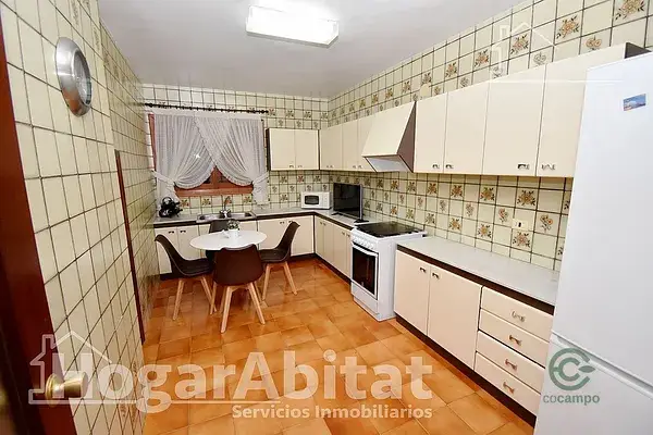 Chalet en Benicassim con Piscina y Jardin cerca de la Playa