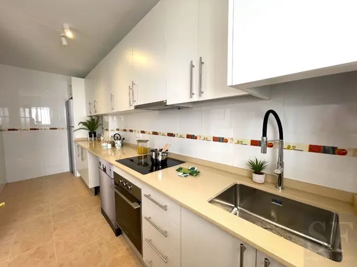 Apartamentos en Venta en Competa con Vistas al Mar
