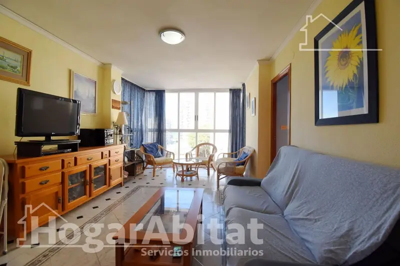 Apartamento en Gandia junto a la playa con piscina