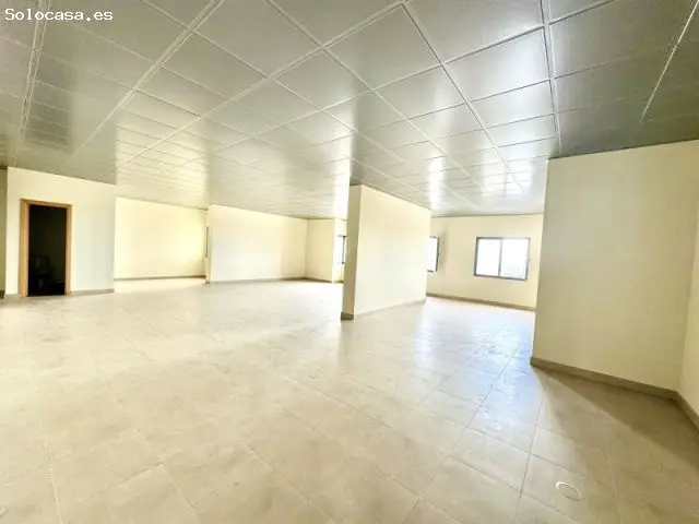 Oficina En Planta Completa En El Edificio Torrelaguna De El Ejid