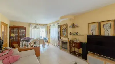 Chalet en Venta Montealcedo Ribarroja del Turia