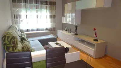 Piso en alquiler en Nuevo Roces