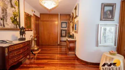 Piso en Venta en el Sardinero con Vistas a la Bahia