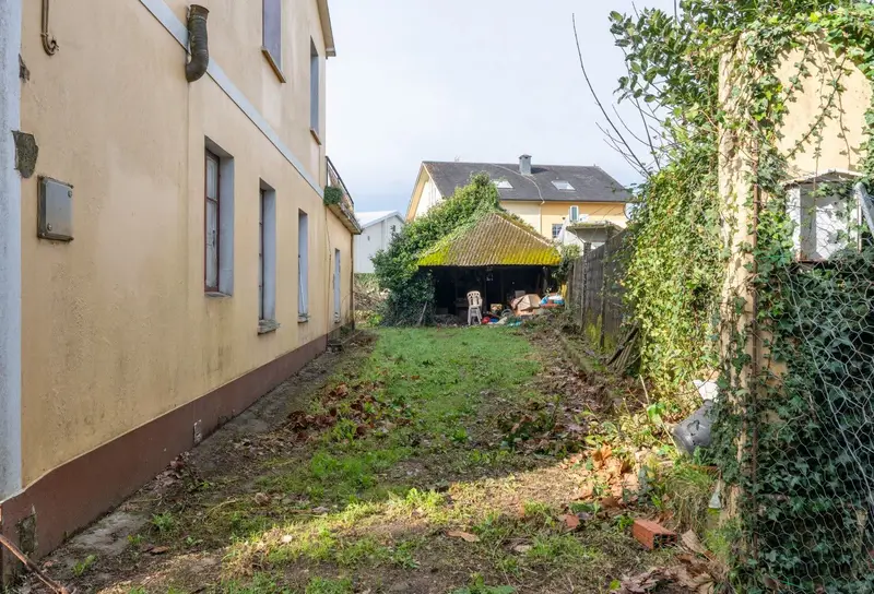 Casa en Guísamo con Jardín de 2329m² - Reforma Integral