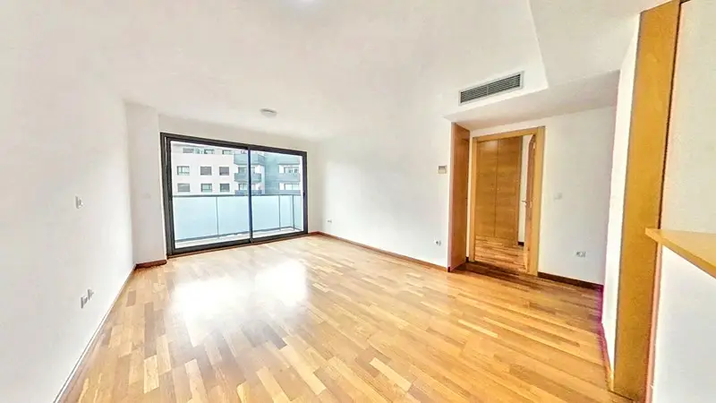 Piso en Venta Benicalap Valencia 1 Dormitorio Piscina
