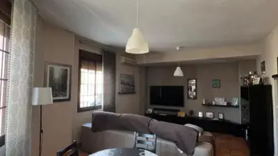 Chalet Pareado en Venta Cerca de Nueva Alcal	 a