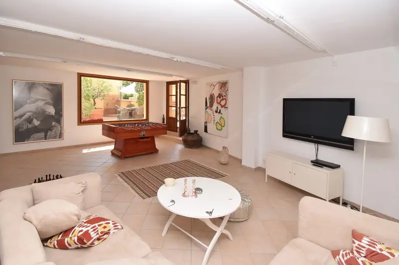 Casa en venta Andratx Mallorca 1565m2 4 pisos 4 estudios