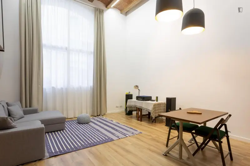 Un piso de 1 habitación