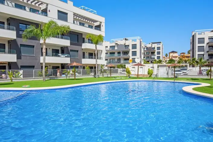 Apartamento 2 Dormitorios Villamartin Alicante