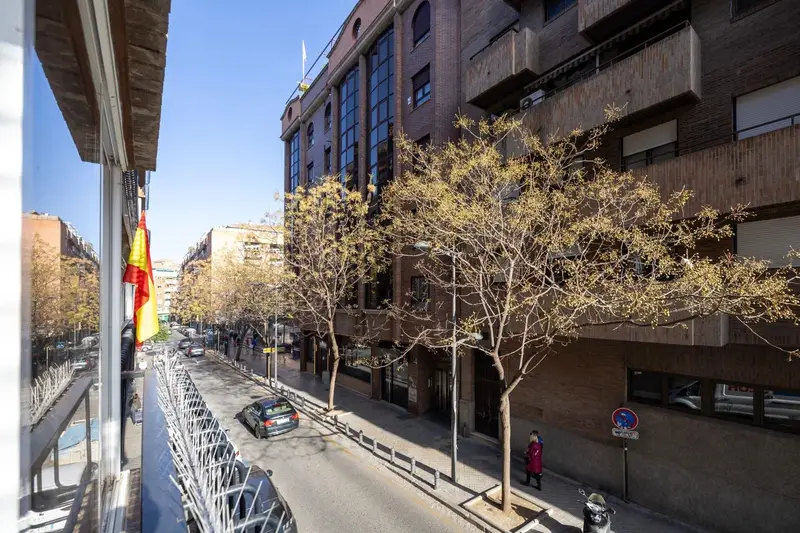 Piso en venta en Centro Granada 134m2 3 4 dormitorios