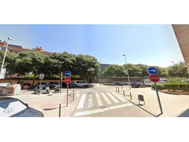 Piso Okupa en Venta para Inversores en Viladecans