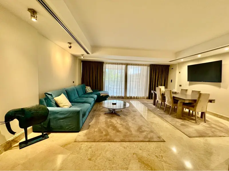 Apartamento en San Pedro Alcántara Frente al Mar 3 Dormitorios