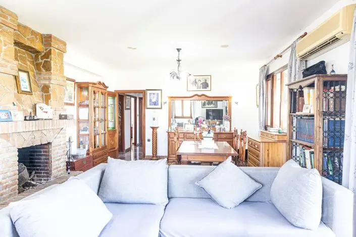 Villa en venta 4 dormitorios Los Toscanos Torre del Mar