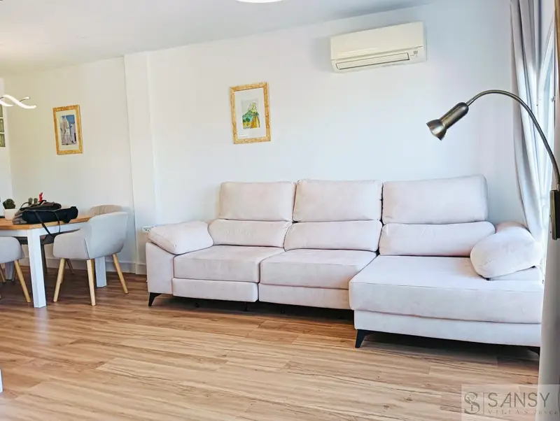 Atico Duplex Reformado en Calpe con Piscina y Terraza