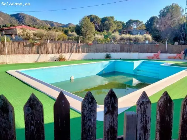 Villa en Venta Hondón de las Nieves 5 Dormitorios Piscina