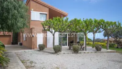 Casa en venta Sant Vicenç de Montalt con vistas al mar