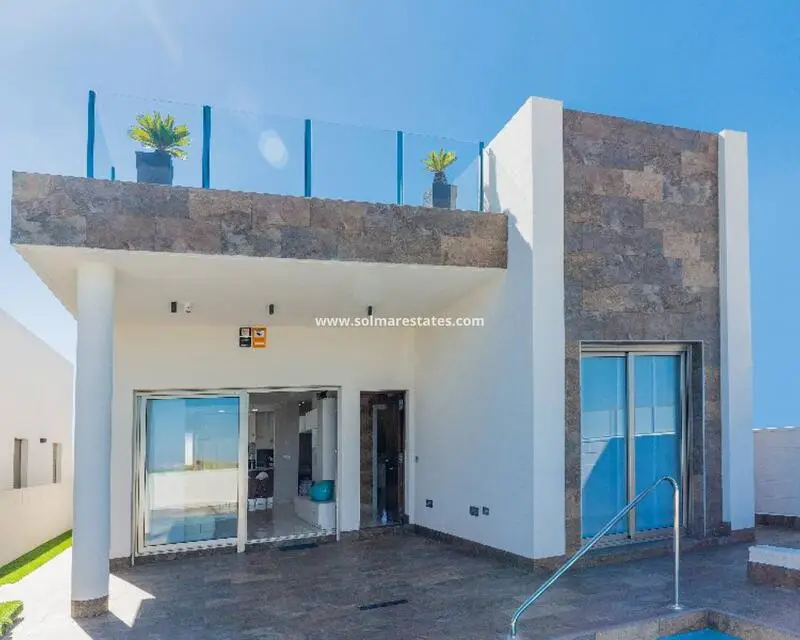 3 Cuarto Villa en venta
Villamartin, Alicante