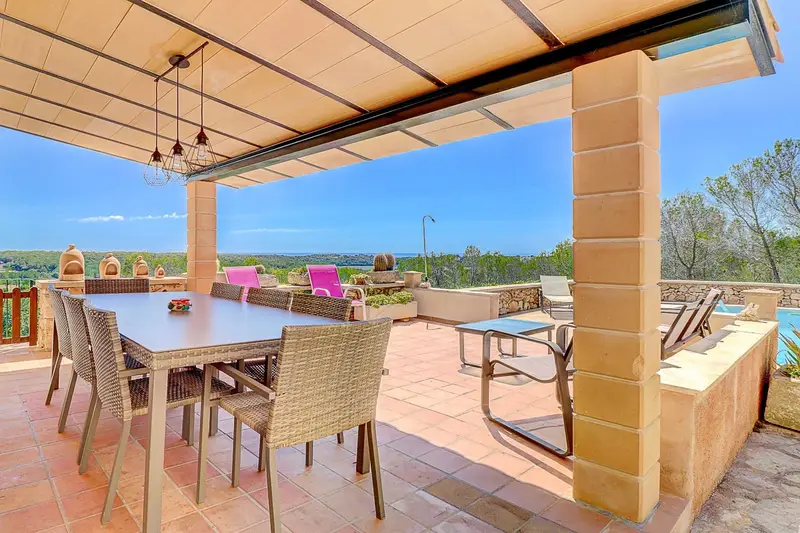 Chalet en Venta en Mallorca 4 Dormitorios Piscina Vistas al Mar