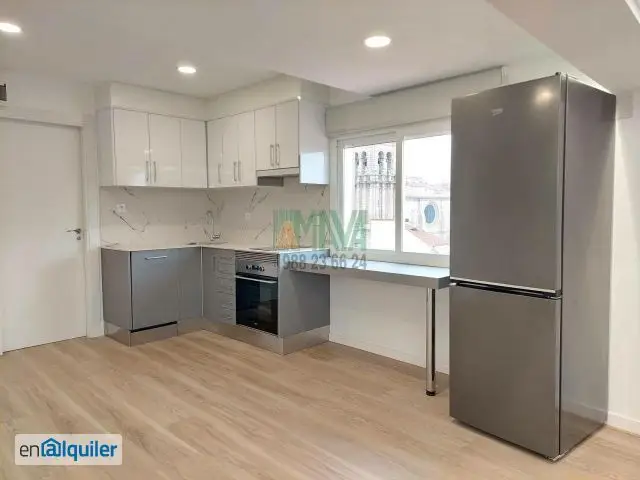 Apartamento Reformado Calle Lamas Carvajal