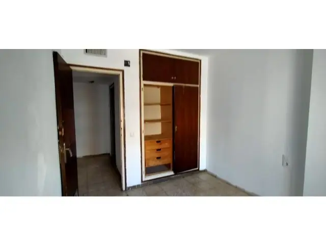 Piso en Venta Salt 4 Habitaciones Balcon Terraza Reforma Acogedor