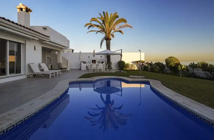 Villa en Primera Linea de Playa Marbella 2 Dormitorios