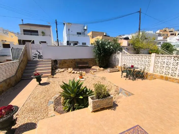 Bungalow 2 Dormitorios San Miguel Salinas Solarium Piscina