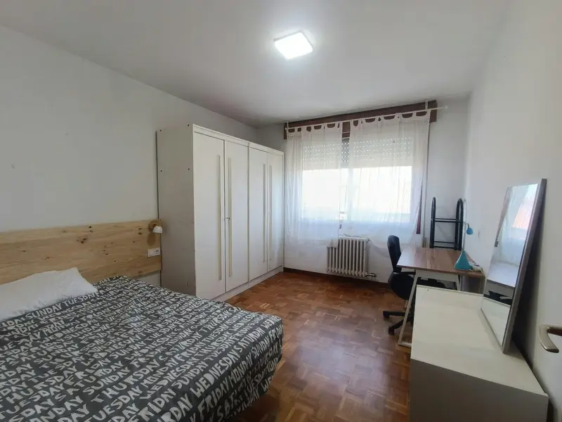 Habitacion Alquiler Pamplona Estudiantes Profesionales