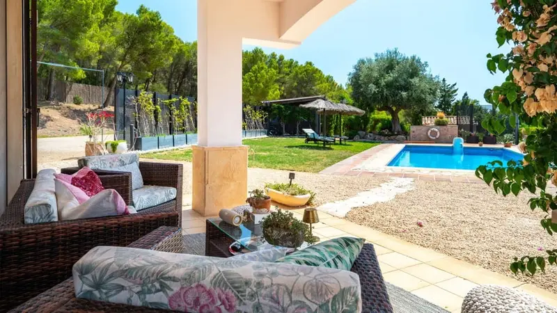 Casa Rústica en Calvià con Piscina y Vistas