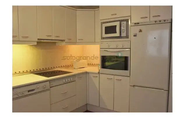 Apartamento 4 Dormitorios Guadiaro Centro Patio Interior
