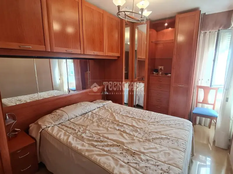 Piso en Venta Arrabal 3 Dormitorios 2 Baños Terraza