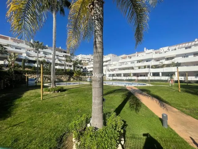 Piso de 4 Dormitorios en venta Selwo, España