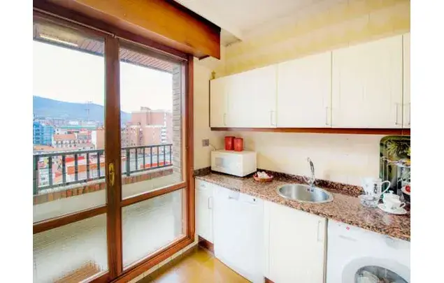 Alquiler Apartamento 110m² 5 Dormitorios Bilbao