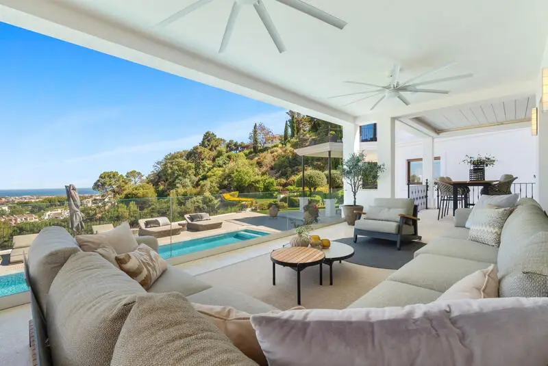 Villa de Lujo en Marbella con Vistas Panorámicas