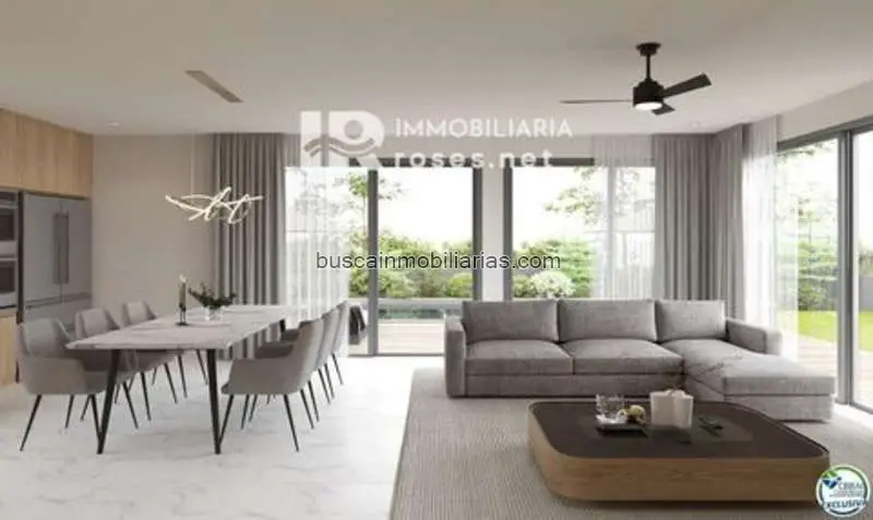 Casa en venta en Roses 4 habitaciones 3 banos piscina