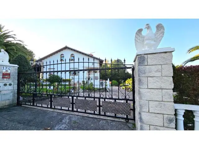 Casa en Reocín Cantabria 5 Dormitorios 3 Baños Cerca Aeropuerto
