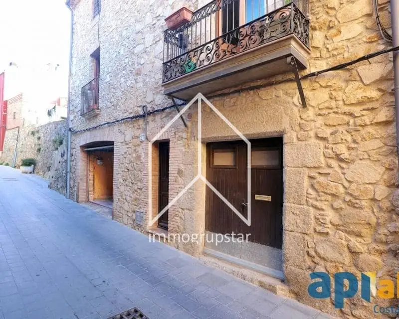 Casa en Palamós centro con piscina y garaje