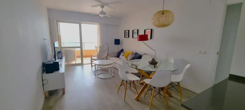 Alquiler Apartamento Playamar Torremolinos Primera Linea de Playa