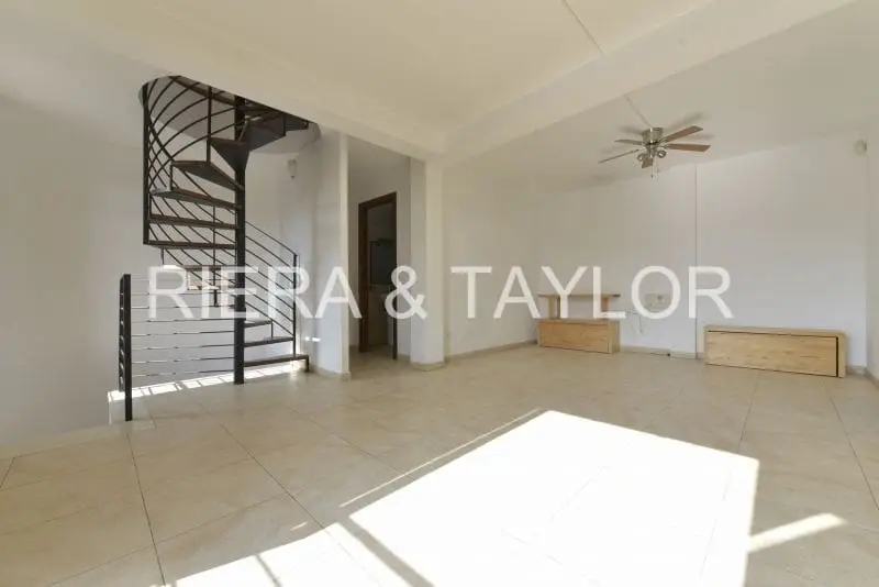 Apartamento Lloseta Mallorca 3 Dormitorios Terraza Parking Vistas