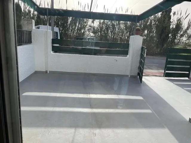 Bungalow en Dolores con Patio y 4 Dormitorios