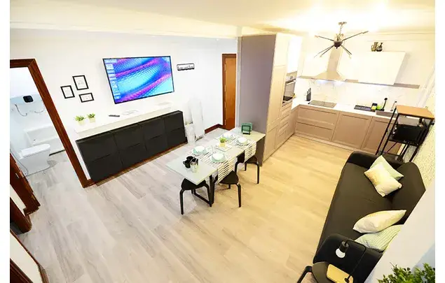 Habitacion 90m2 Bilbao Estancia Media Larga